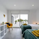 Holiday home Adao Lobo