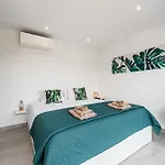 Holiday home Adao Lobo *