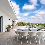 Holiday home Adao Lobo