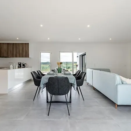 Adao Lobo 別荘 Cadaval