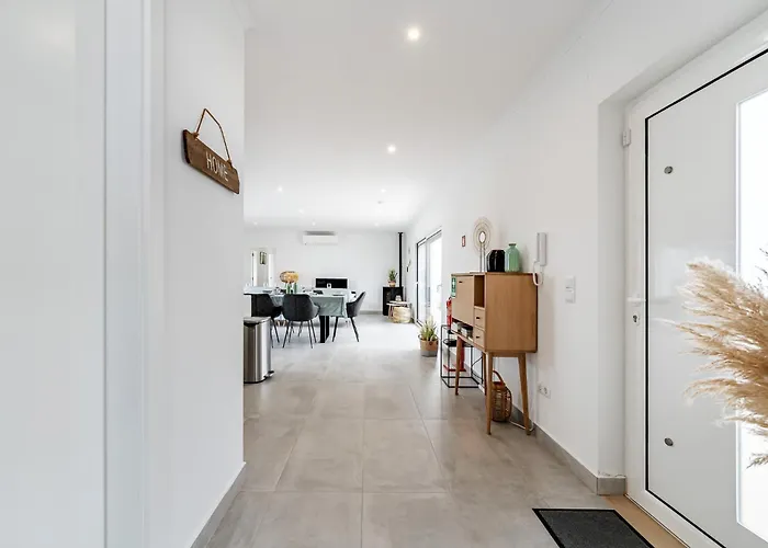 Adao Lobo Дом отдыха Cadaval